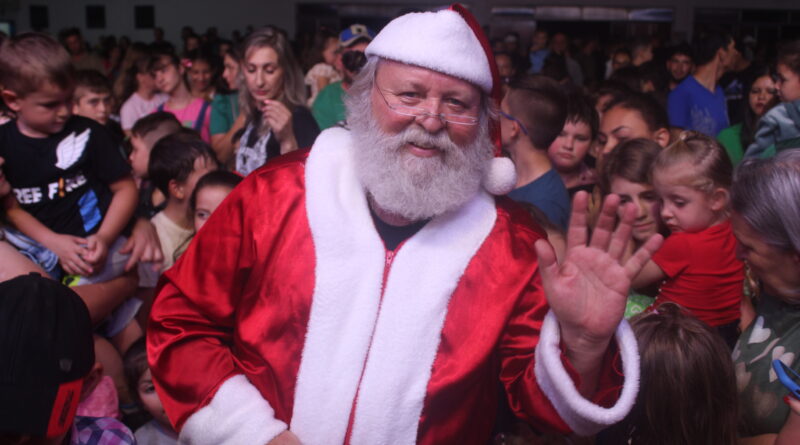 Irati vive a mágica do Natal com evento memorável